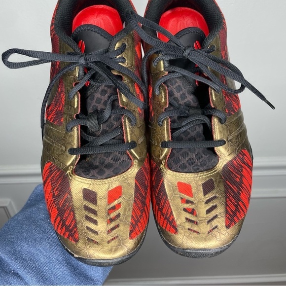 Nike Kobe KB Mentality Iron Man Red and Gold Sneaker Mens 7.5 - Picture 7 of 11